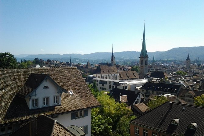 Zürich Private Walking Half-Day Trip with optional Lake Cruise - Entering Zürich HB: your starting point in a city built on rail
