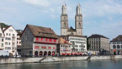 Private Walking Tour with a Local Guide