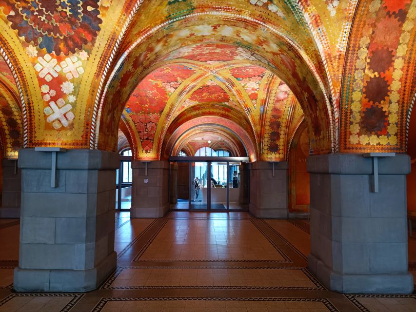 Zurich: Private Walking Tour with a Local Guide - What the route feels like day to day, including pickup and pacing