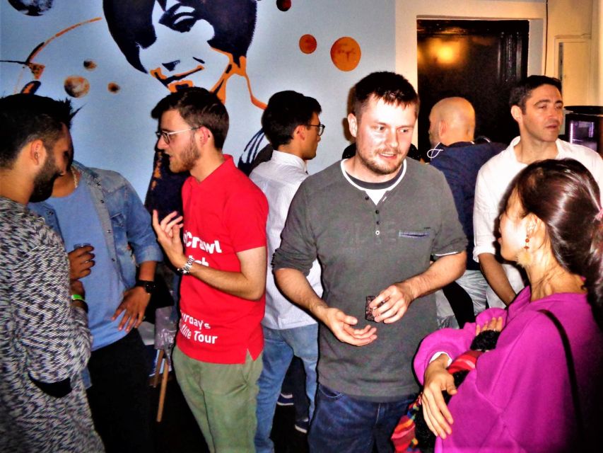Zurich: Pub Crawl Nightlife Tour with Shots and Snacks - Rain, Shoes, and How to Keep the Night Comfortable