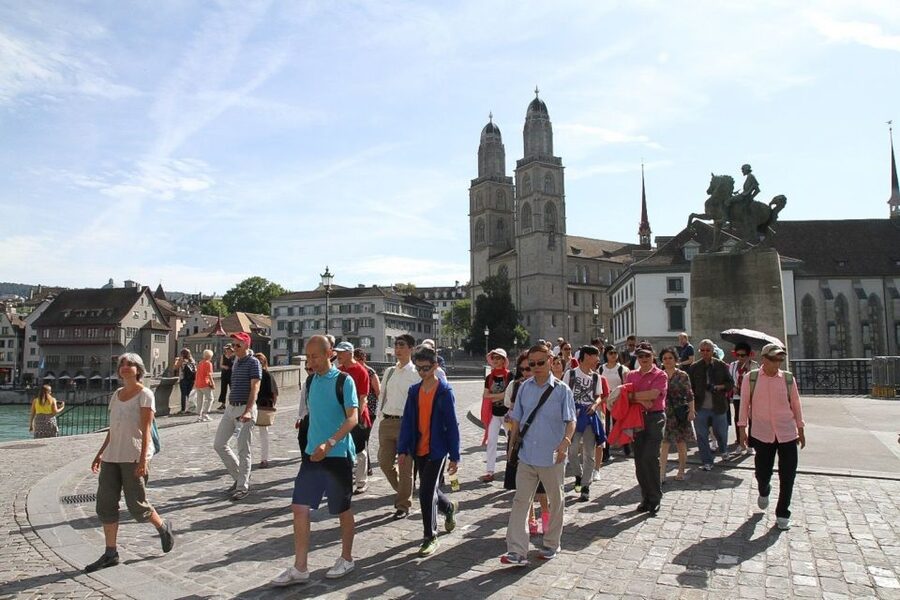 Zurich: Sightseeing Bus Tour with Optional FIFA Museum - Old Town on foot, from Münsterhof to Fraumünster