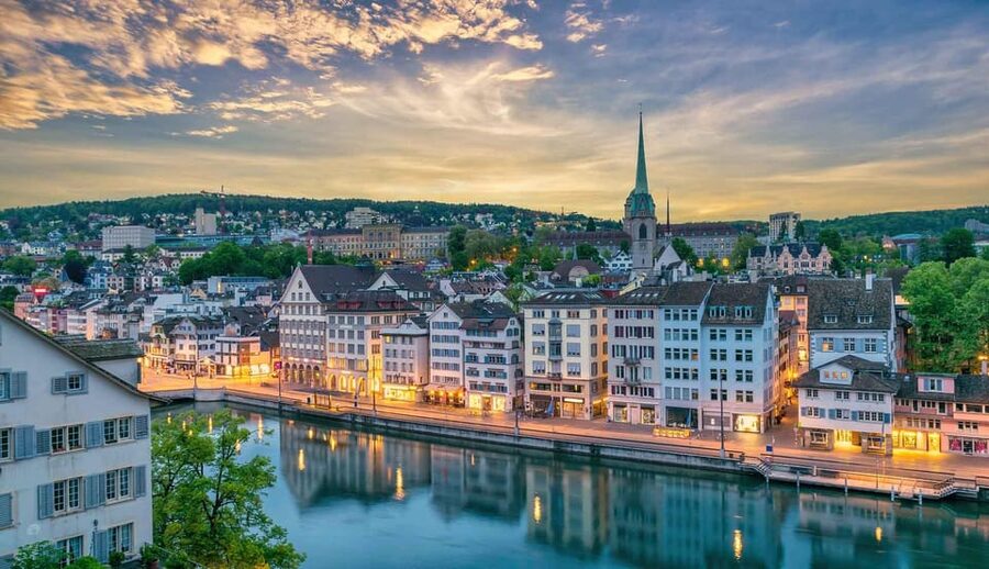 Zurich: Stein am Rhein, Rhine Falls & Lake Boat Cruise - A One-Day Switch From Thunder at Rheinfall to Calm on Lake Zurich