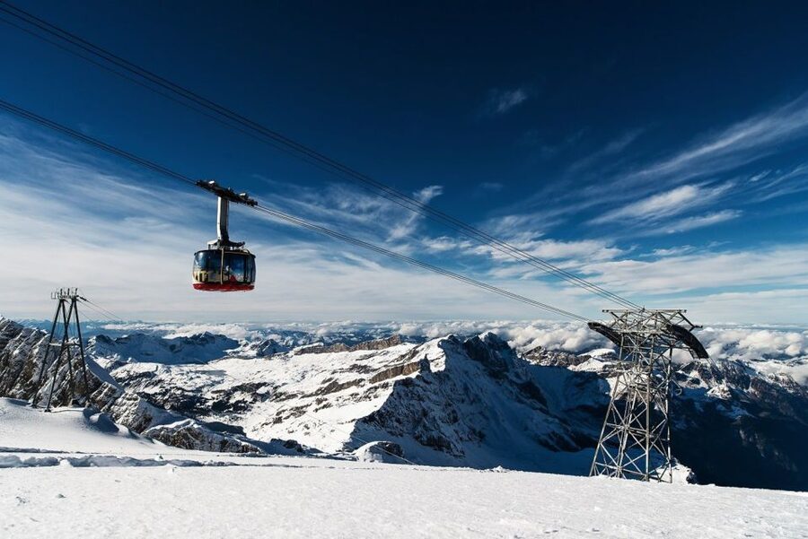 Zurich: Titlis First Time Ski Experience & Lucerne - Snow Experience Park: your first skis, then snow tubing