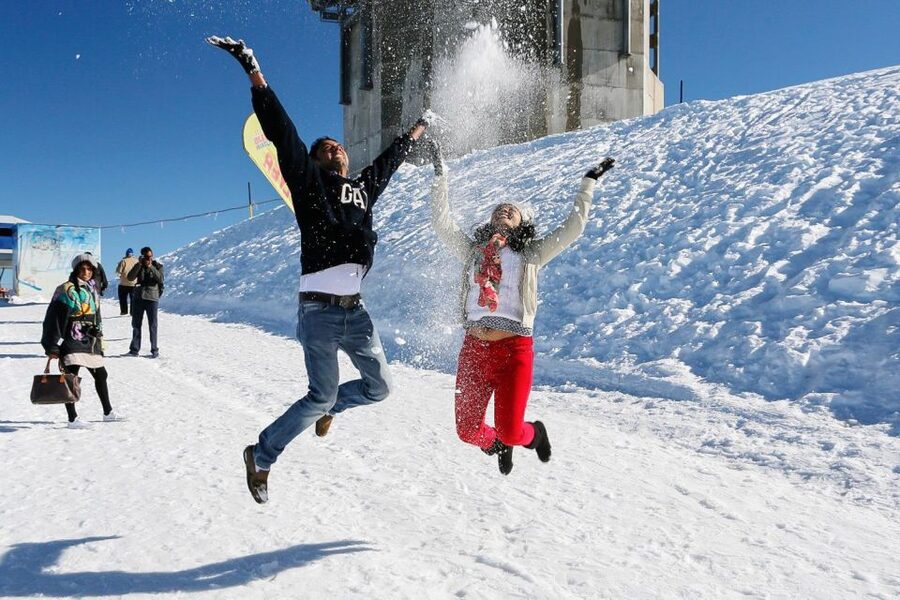 Zurich: Titlis First Time Ski Experience & Lucerne - What to bring (so you don’t lose energy on the snow)