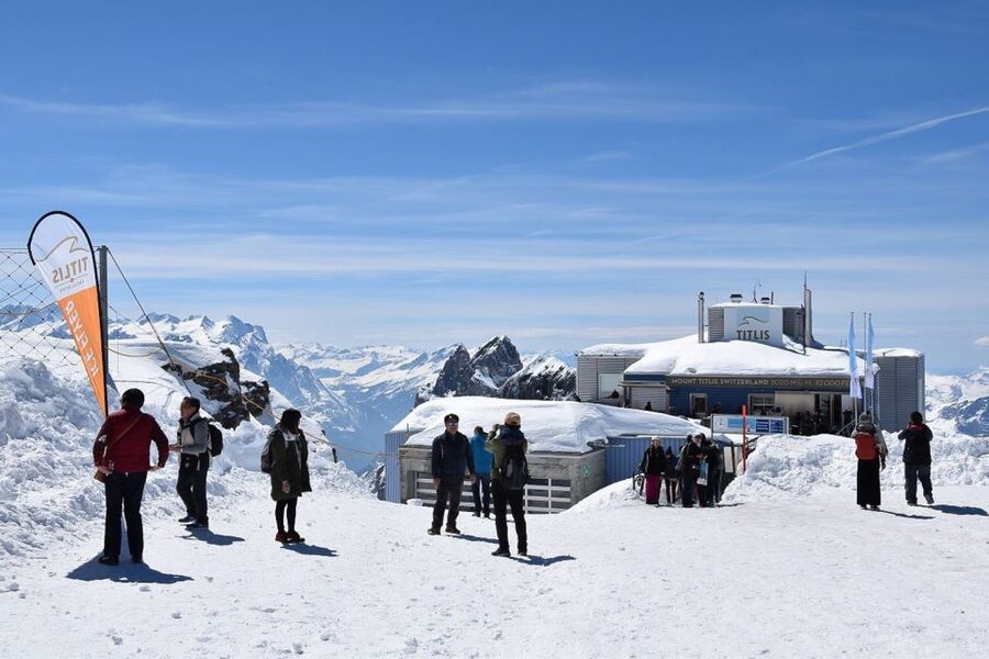 Zurich: Titlis First Time Ski Experience & Lucerne - Lucerne on a schedule: Chapel Bridge and what you’ll actually see