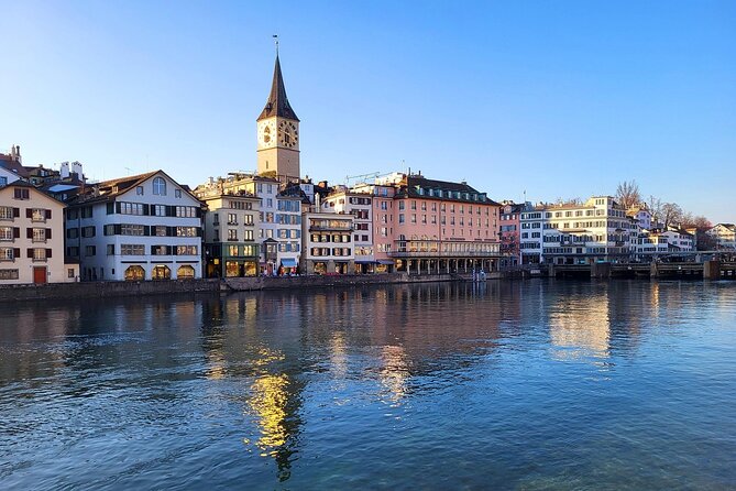 Zurich Walking Tour: Explore Top Sights & Hidden Gems - Grossmünster, St. Peter, and Lindenhof Hill